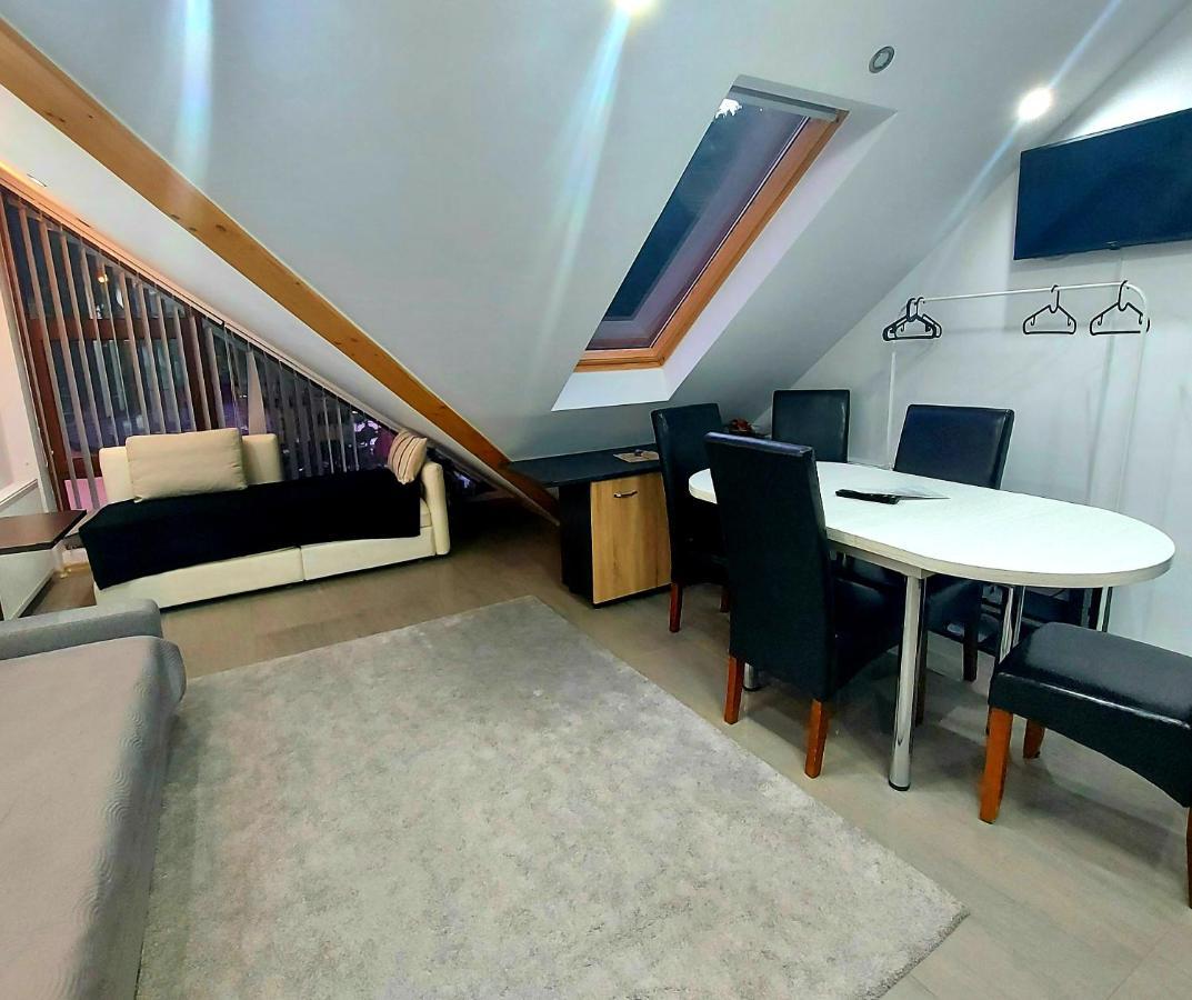Kalinderu Skier'S Apartament Bellevue Buşteni Eksteriør billede